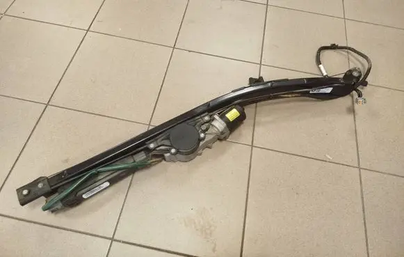 Chrysler Town u0026 Country V Sliding door motor 04894993AHA PN16645471