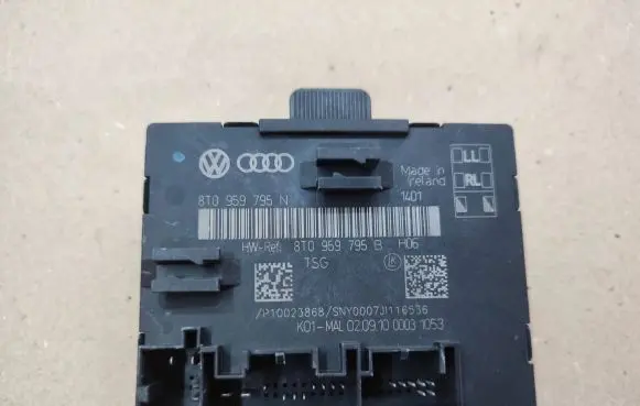 Audi A4 S4 B8 8K Door control unit/module 8T0959795B