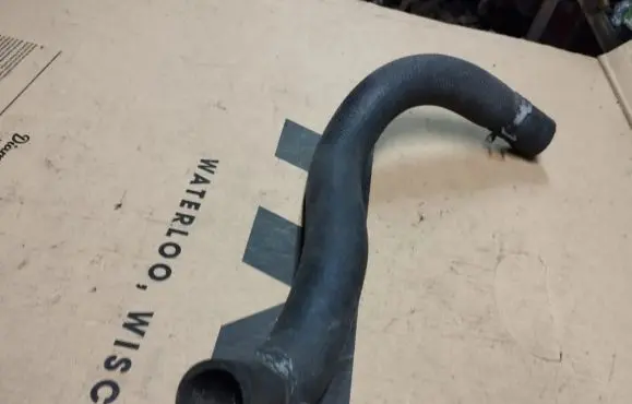 Chrysler Neon II Engine coolant pipe/hose