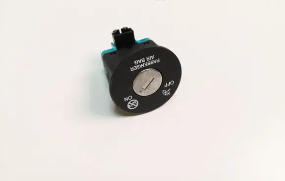 KIA Sportage Passenger airbag on/off switch 