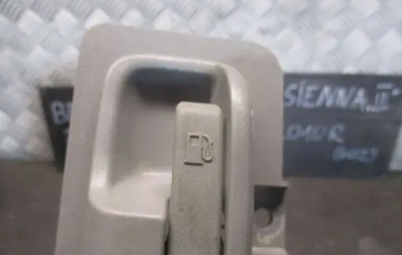 Toyota Sienna XL20 II Fuel tank cap 77346AE010