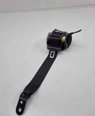Rear seatbelt