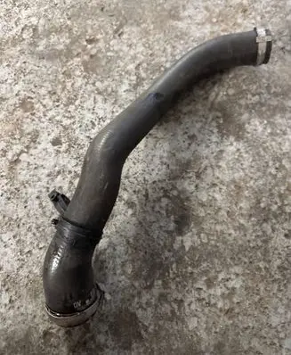 Opel Grandland X Intercooler hose/pipe 9820100680