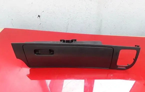 Hyundai Trajet Glove box 848133A000