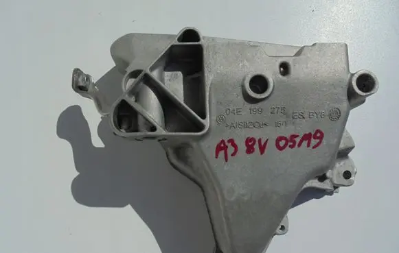 Audi A3 S3 8V Engine mounting bracket 04E199275