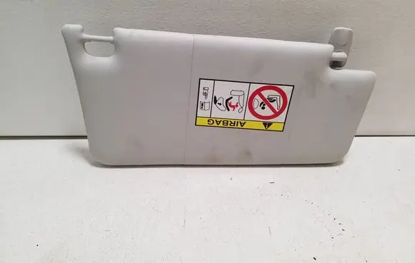 Jeep Renegade Sun visor