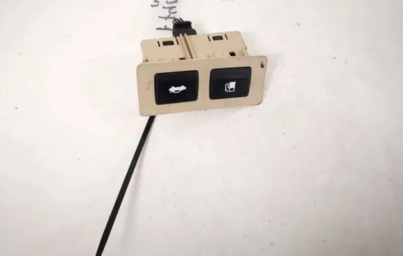 Lexus GS 300 350 430 450H Tailgate opening switch 15c284