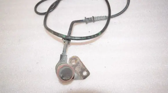 Mercedes-Benz C W202 ABS brake wheel speed sensor A2025401617