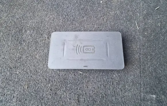 BMW X7 G07 Wireless charging module 9437712 4774A18900