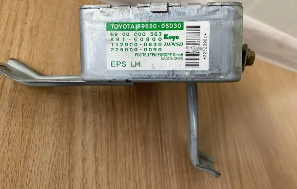 Toyota Avensis T250 Power steering control unit/module 8965005030 6900000563 2250000090