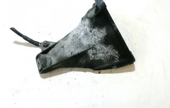 Volkswagen PASSAT B5.5 Engine mounting bracket 8d0199308ab