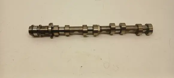 BMW 5 G30 G31 G38 Camshaft 11318600429 8600429 72428001