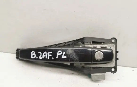 Opel Zafira B Front door exterior handle