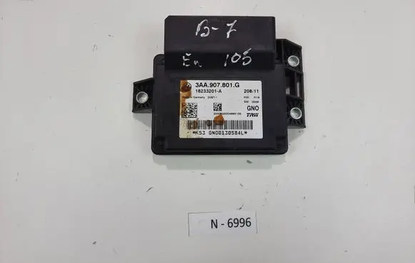 Volkswagen PASSAT B7 Hand brake control module 3AA907801G