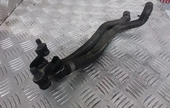 Mercedes-Benz E W210 Engine coolant pipe/hose A2108300024