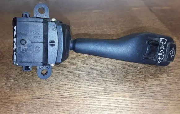 BMW 7 E65 E66 Wiper control stalk 8375407 01204010