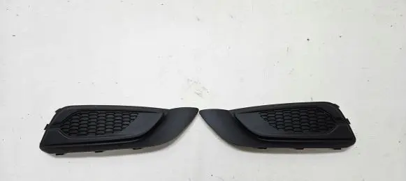 Opel Crossland X Front bumper lower grill 39097378