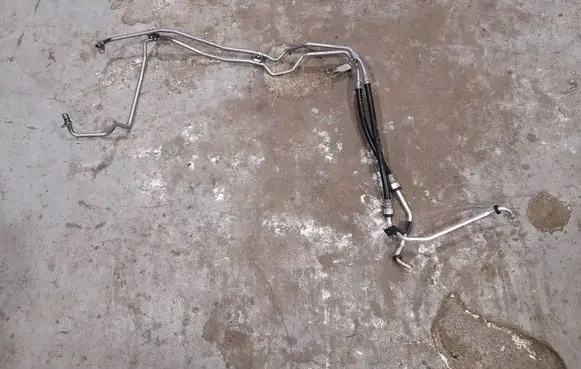 Mercedes-Benz GLK (X204) Gearbox oil cooler pipe/hose 6511804130 6511804630