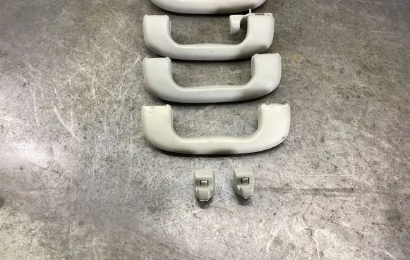 Opel Zafira C A set of handles for the ceiling 5354925