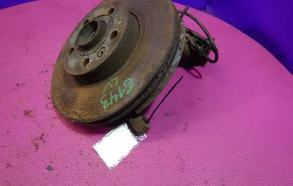 Ford Galaxy Front wheel hub spindle knuckle