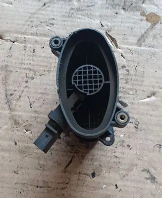 BMW X5 E53 Mass air flow meter 136277887440 13627788744 7788744