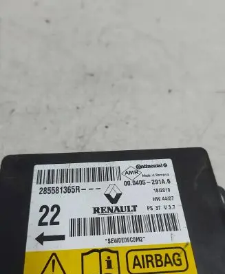 Renault Megane III Airbag control unit/module 285581365R 000405291A6 SEW0E09C0M2