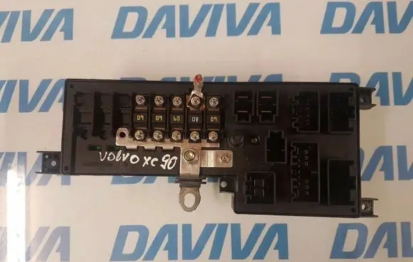 Volvo XC90 Fuse box set 518826003 8678449