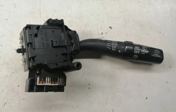 Toyota Avensis T250 Wiper control stalk 8465205170 173821