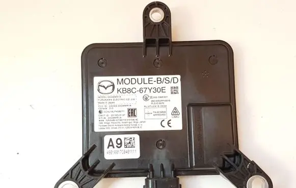 Mazda CX-5 II Blind spot module KB8C67Y30E