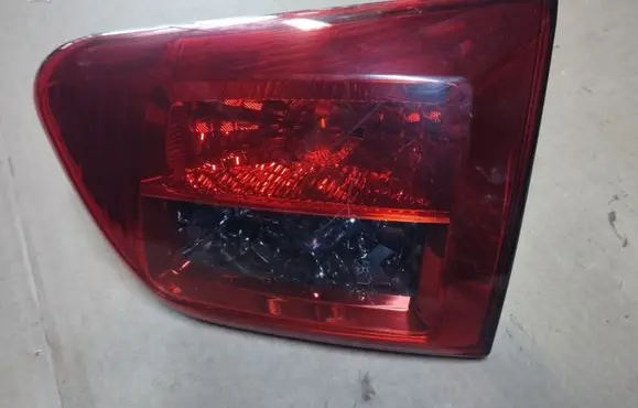 Peugeot 4007 Tailgate rear/tail lights 1146379R
