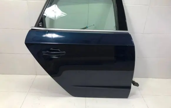 Rear door