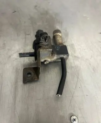 Air conditioning (A/C) pressure sensor