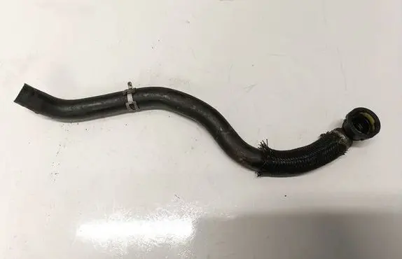 Suzuki Grand Vitara II Breather hose/pipe 