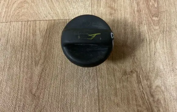 Citroen C8 Oil filler cap 9624939680