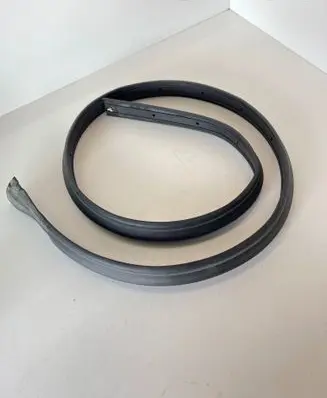 Volkswagen Tiguan Front door rubber seal 5NA837119A
