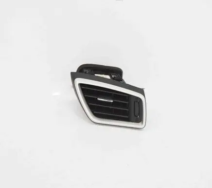 Nissan Qashqai Dashboard air vent grill cover trim 