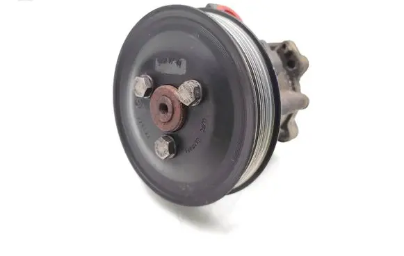 BMW X1 E84 Power steering pump 6780459 678045901