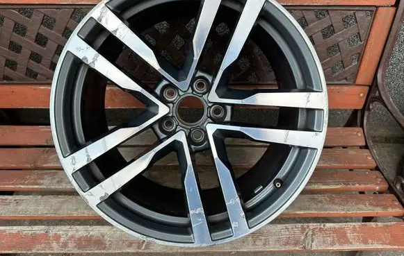 Audi TT TTS RS Mk3 8S R19 alloy rim 