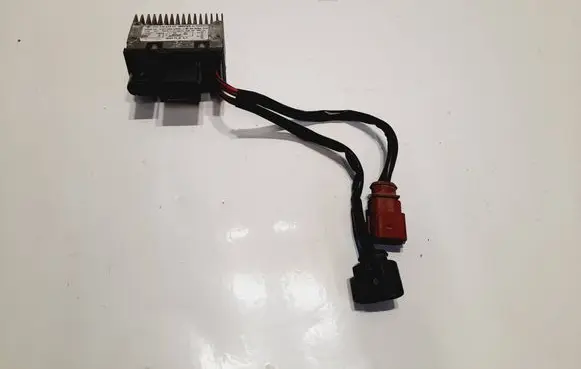 Porsche Cayman 987 Coolant fan relay 