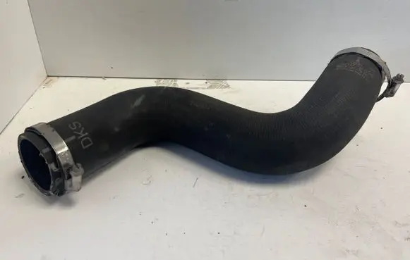 Intercooler hose/pipe