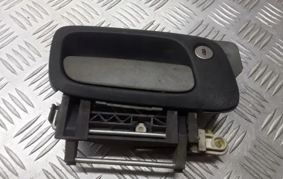 Opel Astra G Front door exterior handle/bracket 