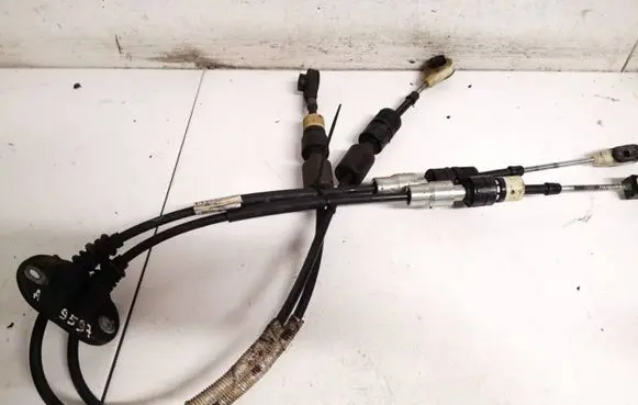 Volvo V70 Gear shift cable linkage 31272233