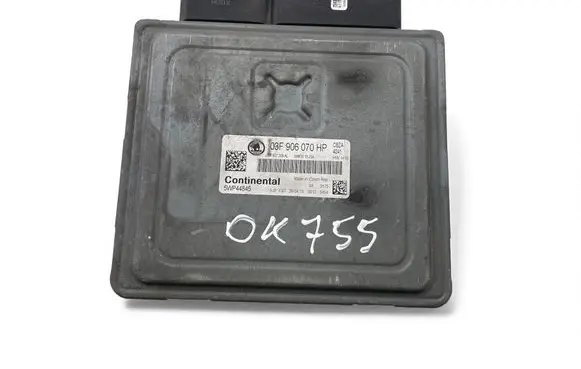 Skoda Fabia Mk3 (NJ) Engine control unit/module ECU 03F906070HP