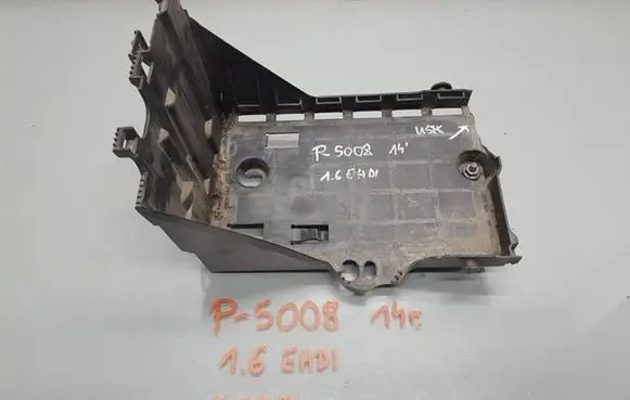 Peugeot 5008 Battery box tray 9689002180