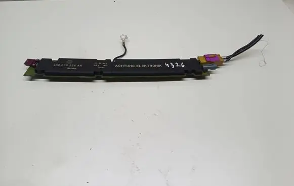 Volkswagen Phaeton Antenna control unit 921837003 3D0035225AR