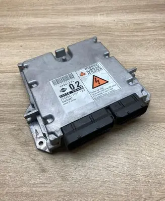 Nissan X-Trail T30 Engine control unit/module ECU 23710EQ44B 2758002957