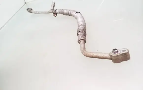 Air conditioning (A/C) pipe/hose