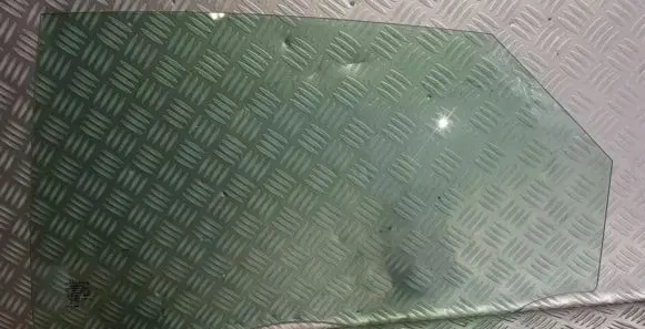 Jaguar XJ X351 Rear door window glass