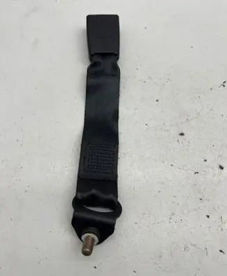 Maserati Quattroporte Rear seatbelt buckle 33040822 C383 070105