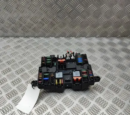 Mercedes-Benz EQB Fuse module A1779061302